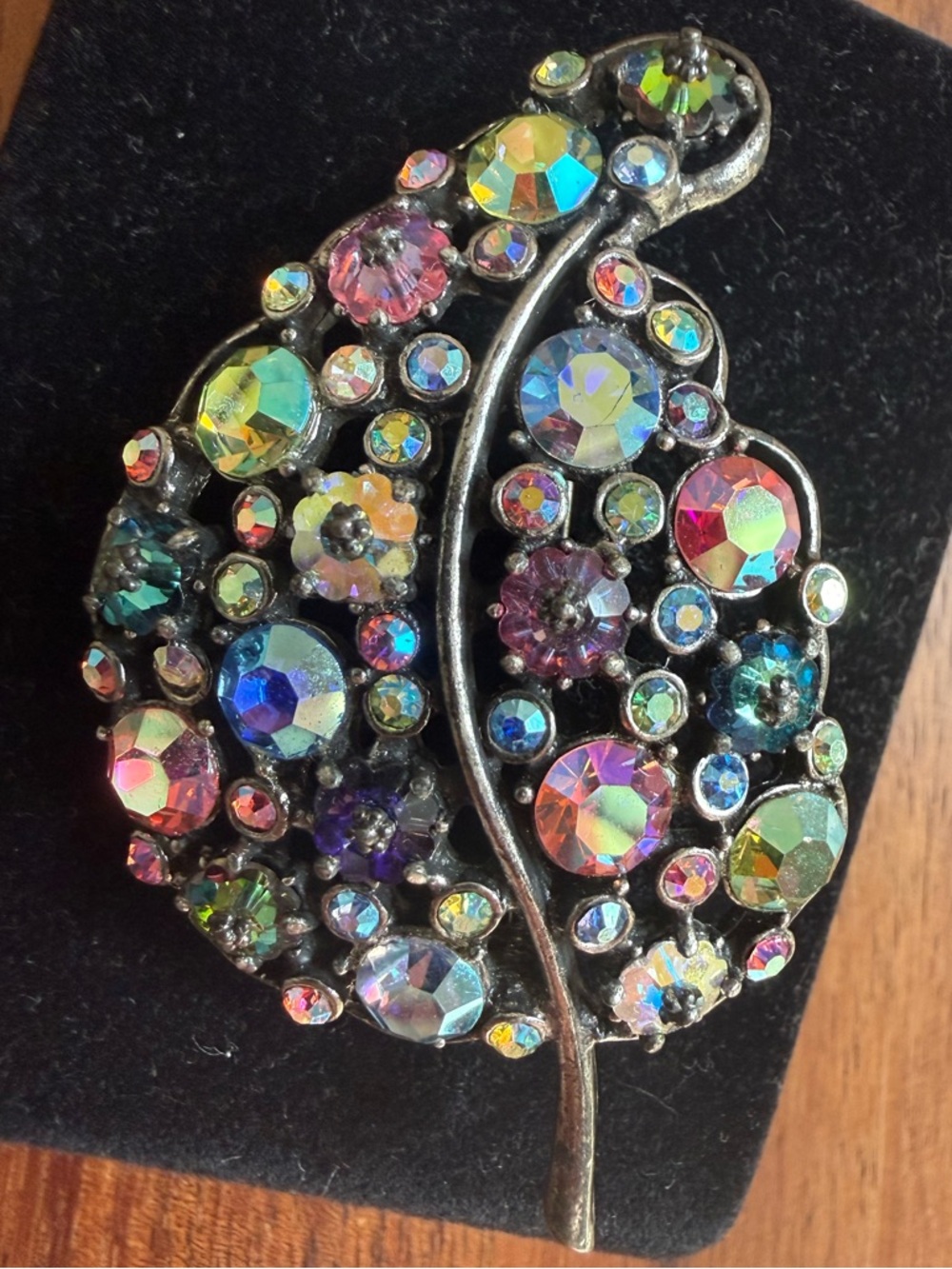 Vintage Multicolor Aurora Borealis Rhinestone Margaretta Leaf Brooch Pin